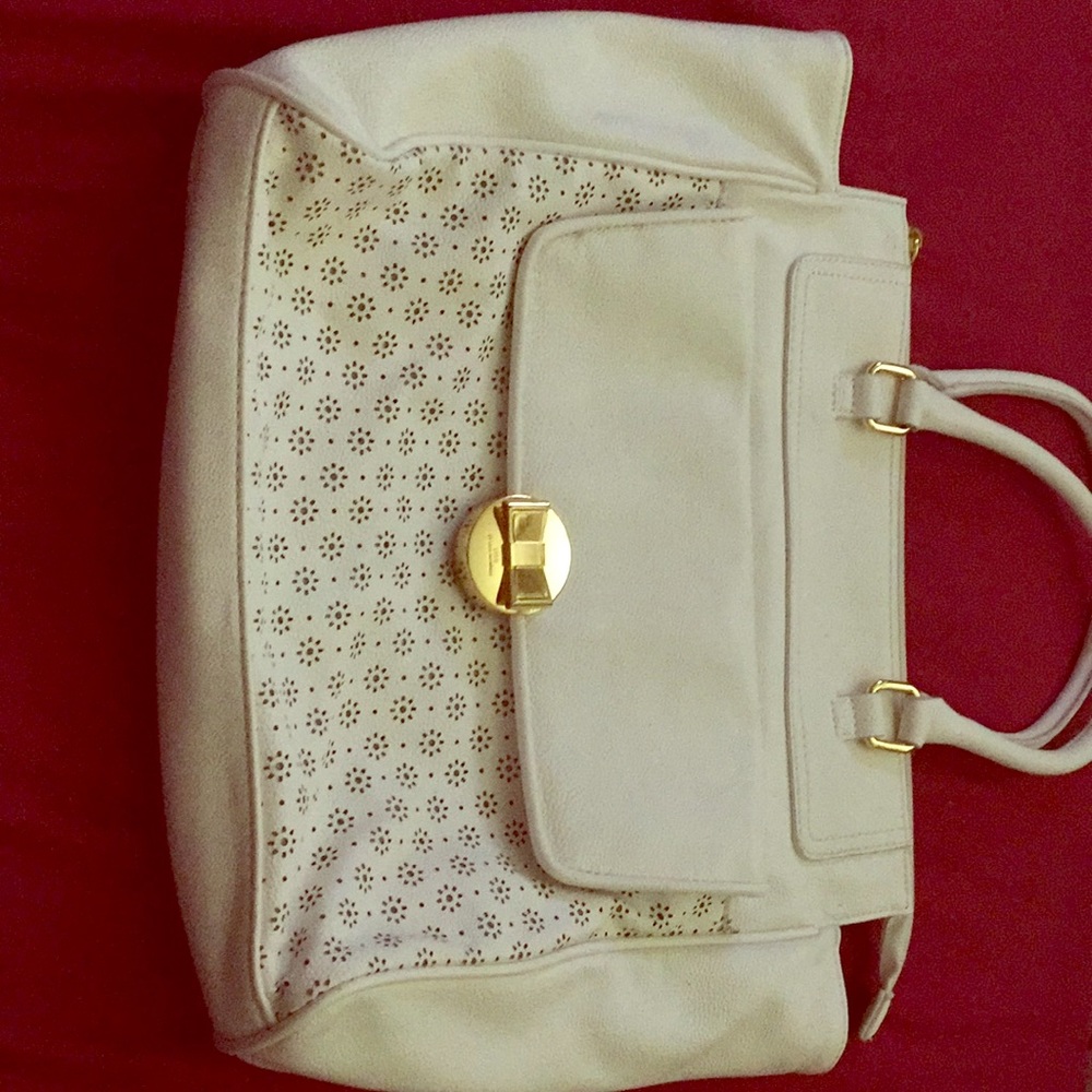 A bag for women to enjoy.